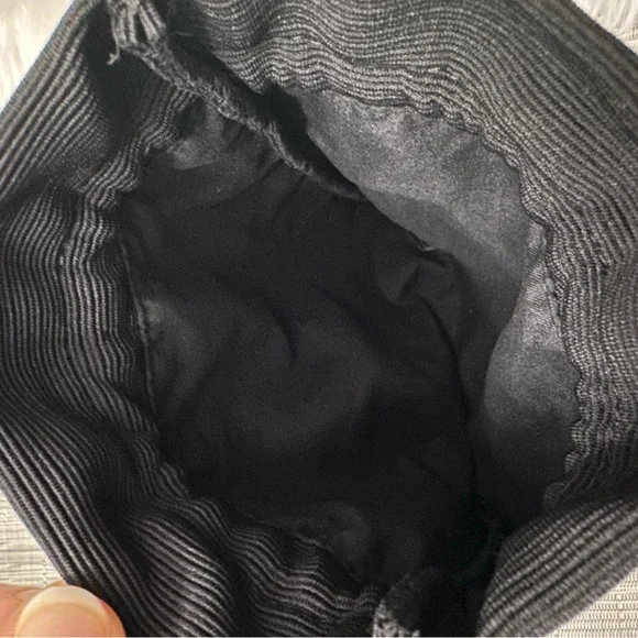 NEW🪷 Giorgio Armani Beauty Bundle - Picture 2 of 8